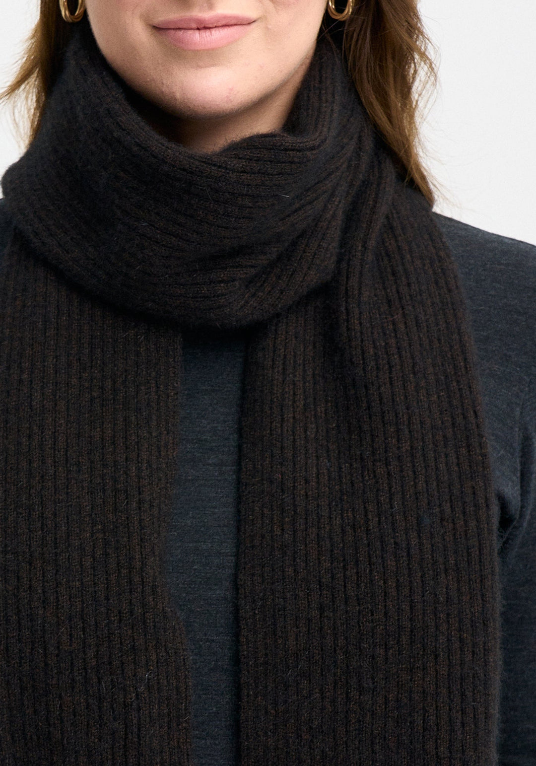 Unisex Ribbed Scarf Chocolate 0578