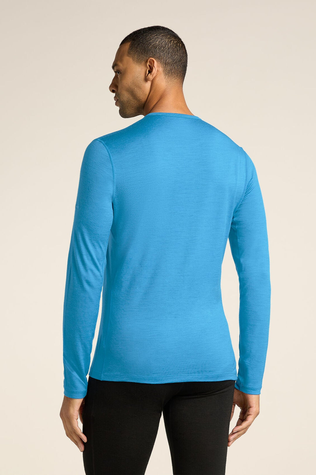 Mens 200 Oasis LS Remarkables Crewe Artic  0A56QU