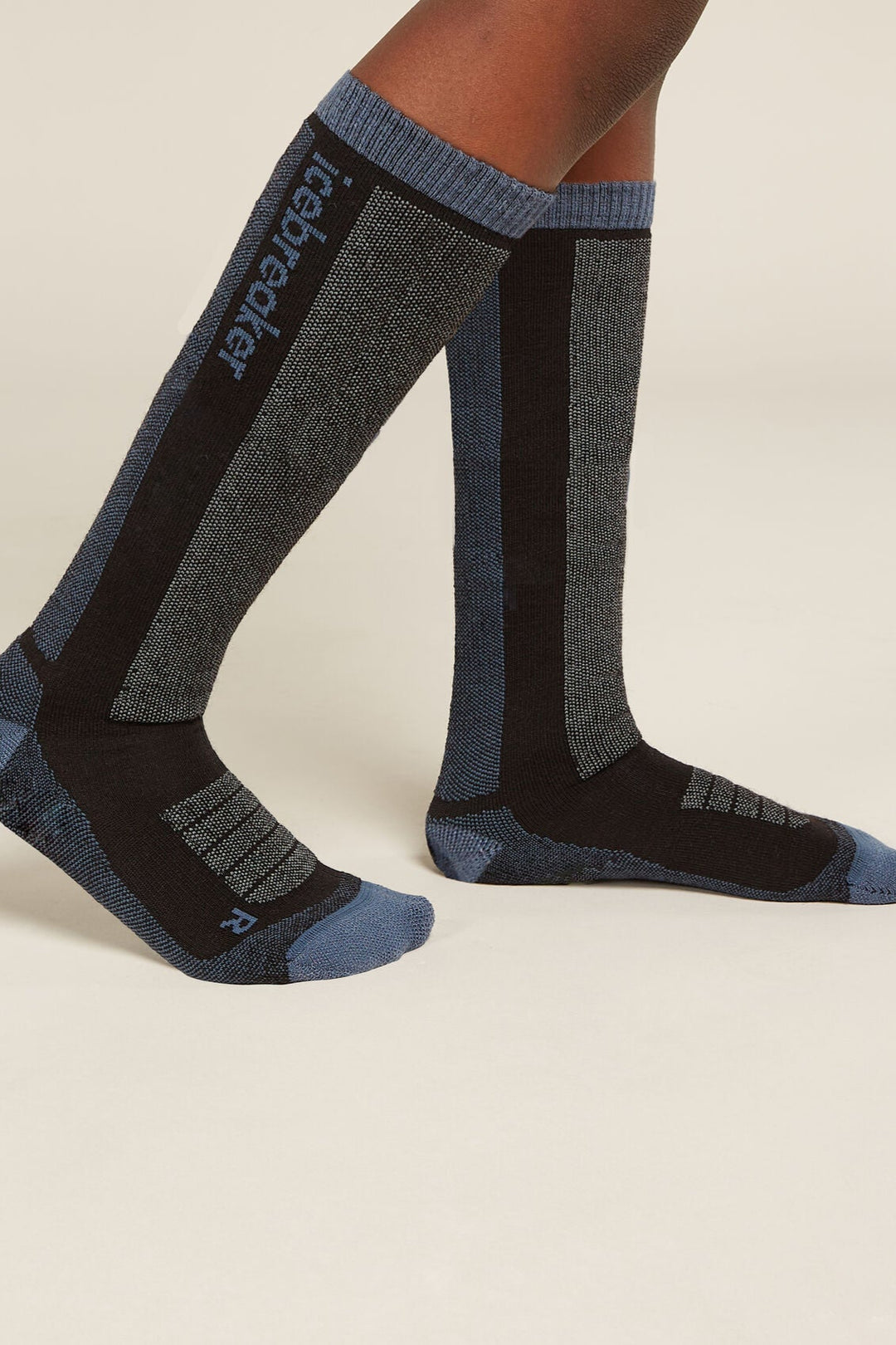 Kids' Merino Ski+ Medium Over The Calf Socks Black/Dawn 0A574F