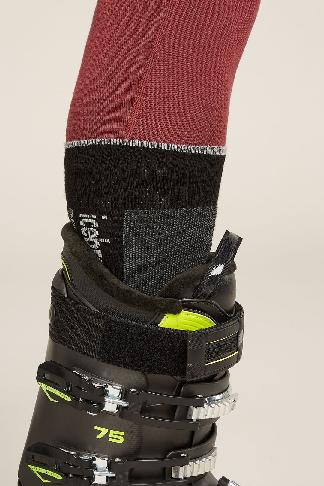 Mens Merino Ski+ Light Over The Calf Socks Black Ether 0A573N