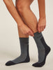 Womens Merino Hike+ Medium Crew Socks Obsisian/Black 0A578I