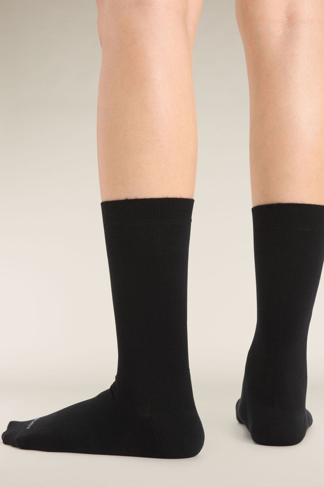 Womens Merino Lifestyle Fine Gauge Crew Socks Black 105253