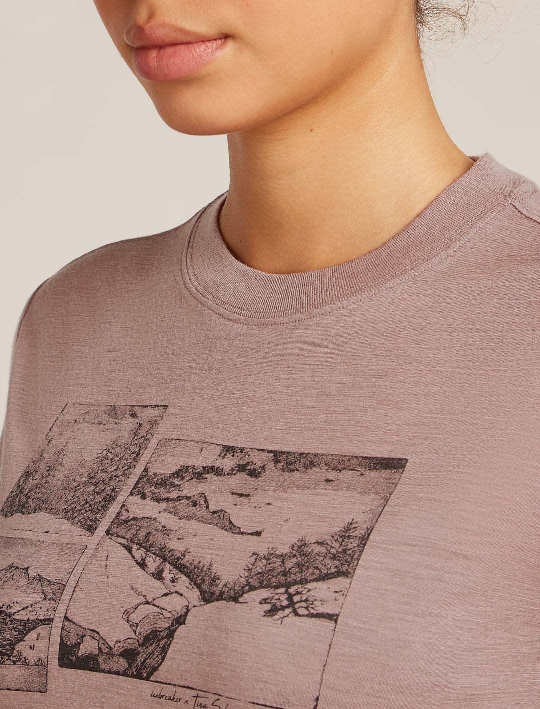 Womens Merino150 Tech Lite S S Crop Tee Summit  0A57CD