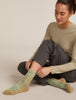 Womens Merino Hike+ Medium Crew Socks Lichen/Sand 0A578I