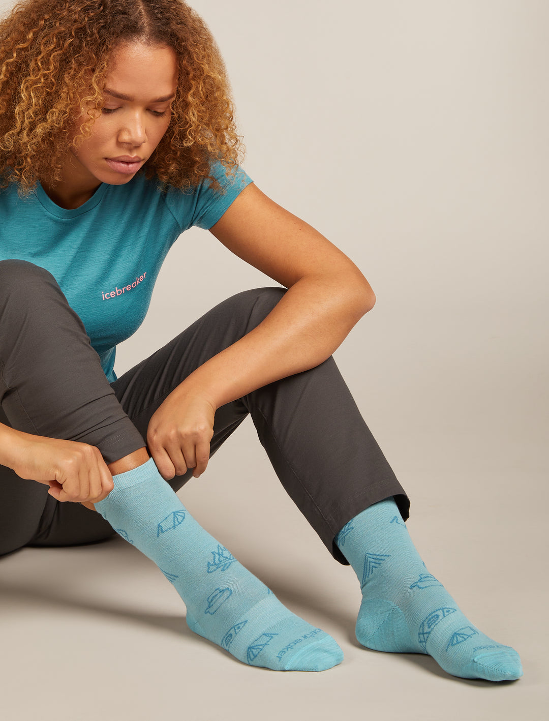 Womens Merino Lifestyle Ultralight Crew Socks Camp Essential Hydro/Topaz 0A574D