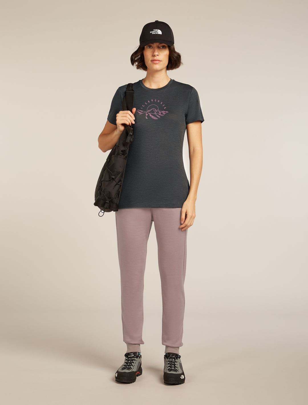 Womens Merino 150 Tech Lite S S T-Shirt Sunrise Summit Obsidian 0A576O