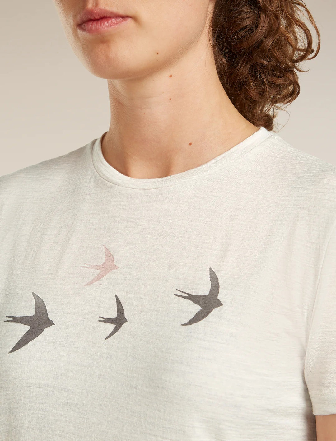 Womens  Merino 150 Tech Lite Short Sleeve T Shirt Bird Transit Ecru/Heather 0A57FX