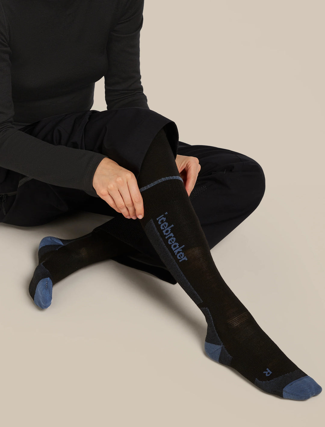 Womens Merino Ski+ Ultralight Over The Calf Socks  Black/Dawn 0A573T