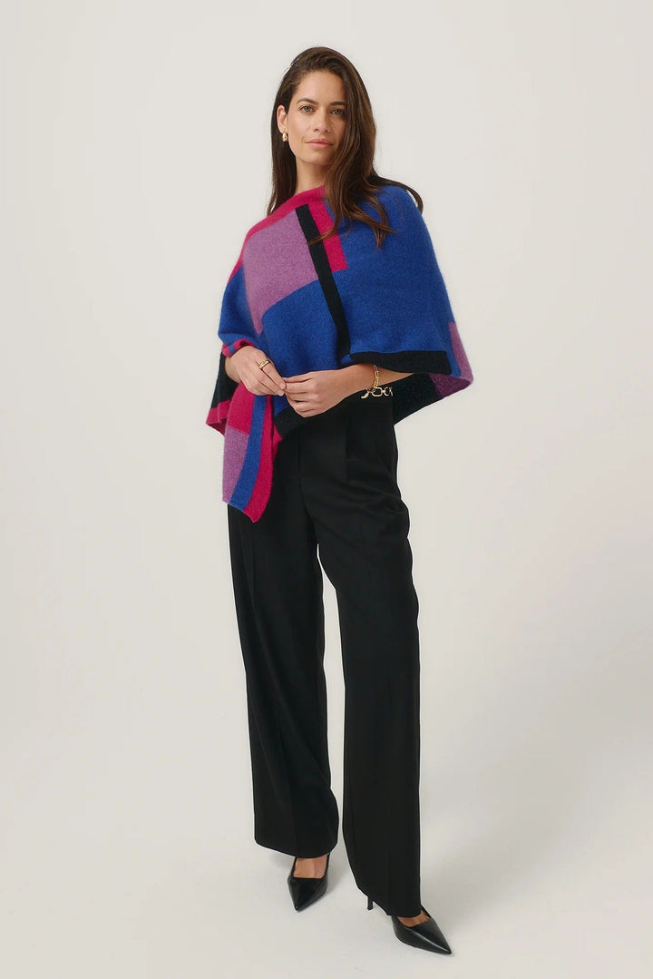 Womens Empress Poncho Dusty Blue/Lupin Multi 1677