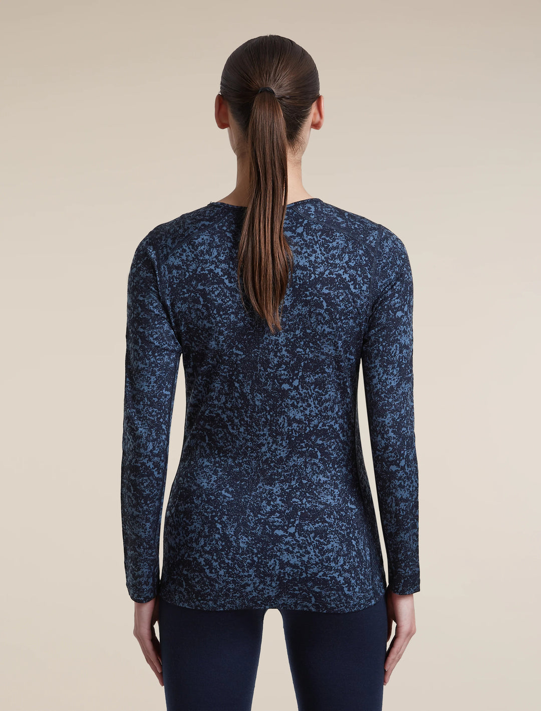 Womens Merino 200 Oasis Long Sleeve Crewe Moss Bloom  Midnight Navy/Dawn/Aop 0A57J1