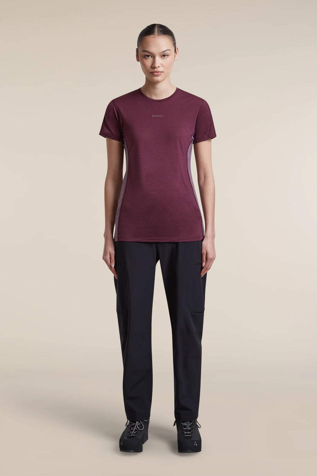 Womens Merino Blend 125 Cool-Lite™ Sphere Short Sleeve T Shirt Colour Block  Dark Berry/Grey Plum 0A57I1
