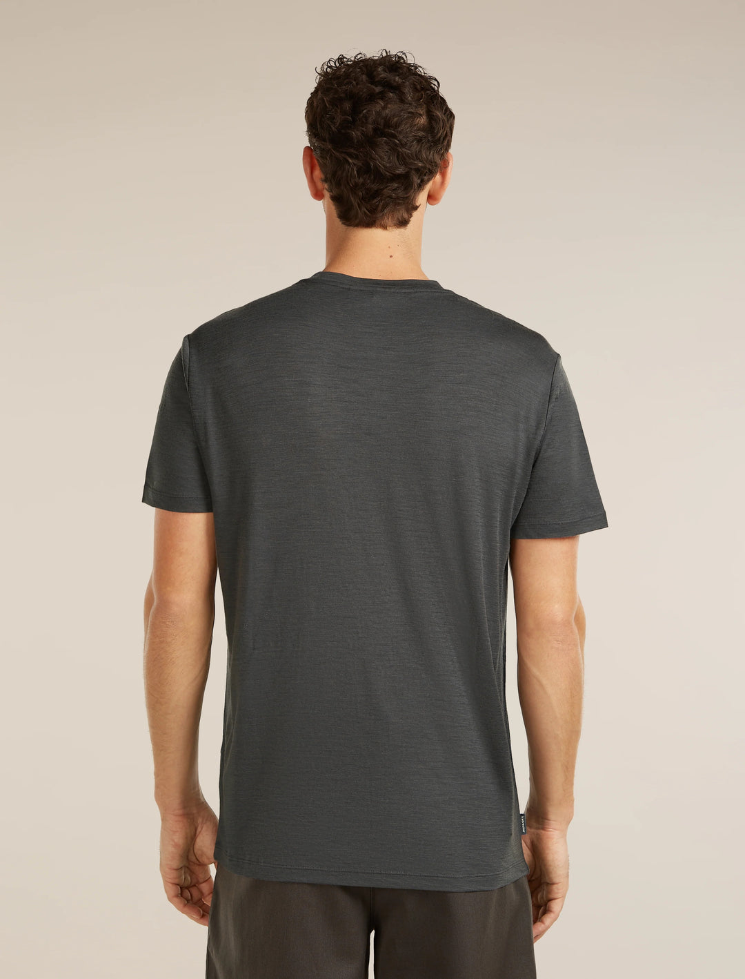 Mens Merino 150 Tech Lite Short Sleeve T-Shirt  Bear Catch Obsidian 0A57FU