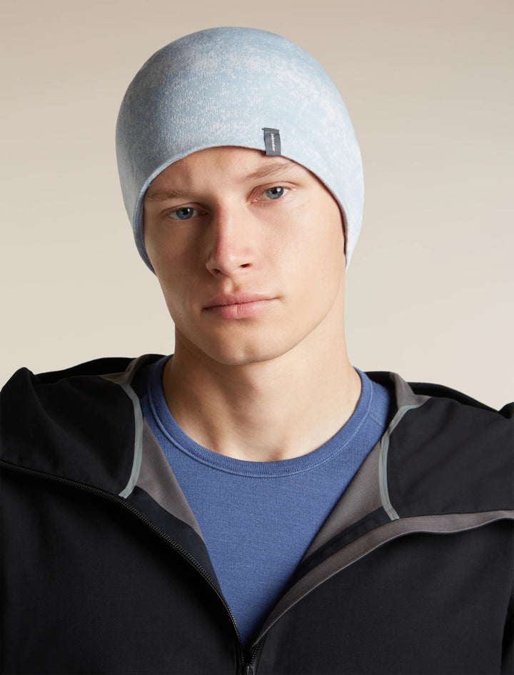 Adult Unisex Merino 260 Oasis Vertex Reversible Beanie Chillwave  Snow/Zinc Blue 0A57I3