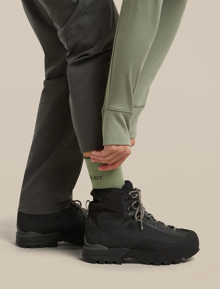 Womens Merino Hike+ Light Crew Socks  Lichen/Dark Loden 0A578K