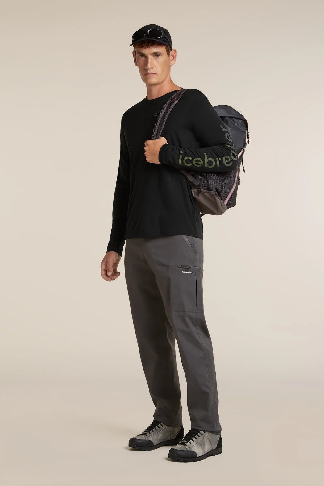 Mens Merino 150 Tech Lite Long Sleeve T Shirt IB Vertical Black  0A57JR