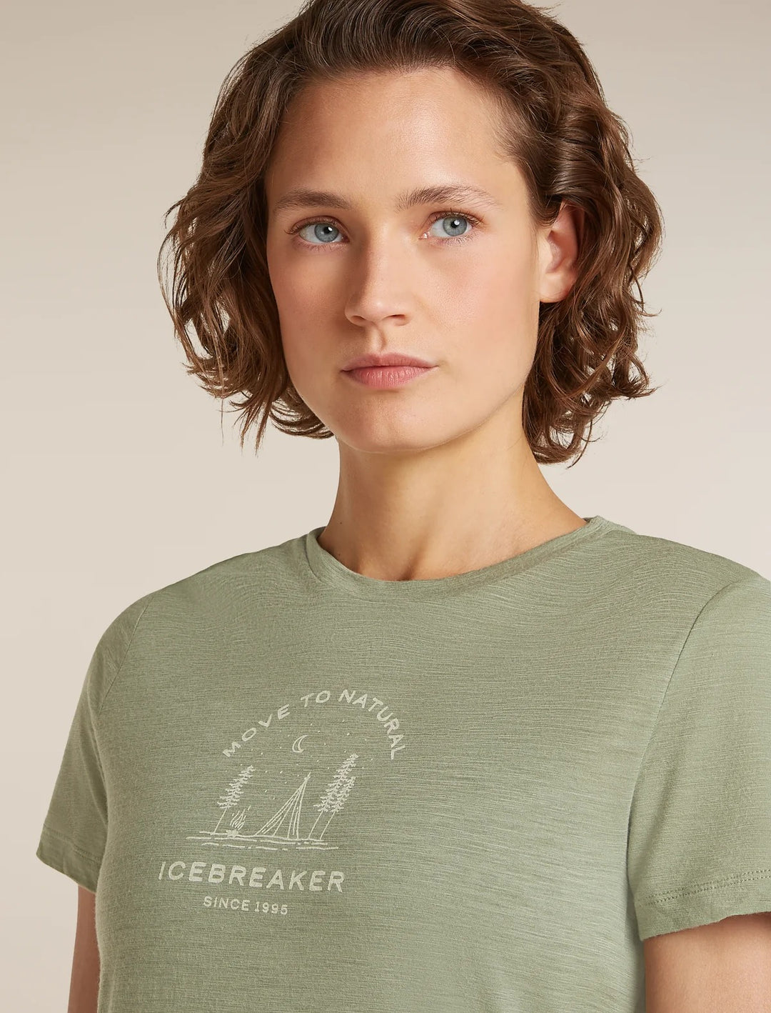 Womens Merino 150 Tech Lite Short Sleeve T Shirt Peaceful Pass Sleeve  Lichen 0A57JN