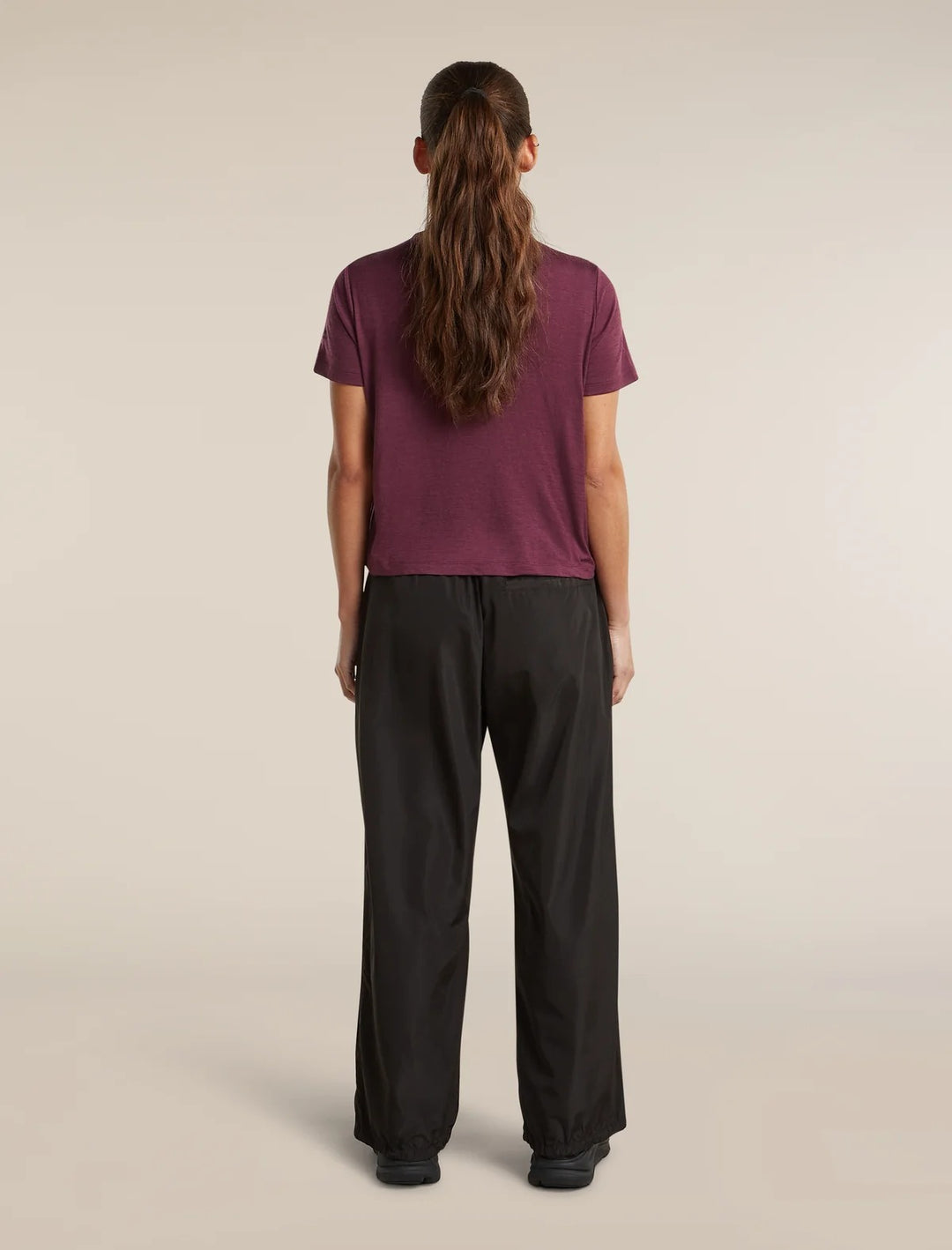 Womens Merino 150 Tech Lite Short Sleeve Crop T Shirt Great Heights  Dark Berry 0A57JO
