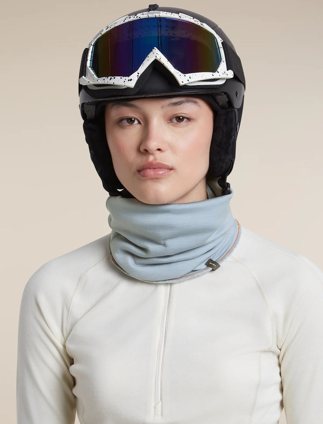 Adult Unisex Merino 260 Oasis Vertex Reversible Chute Chillwave Snow/Zinc Blue 0A57I4