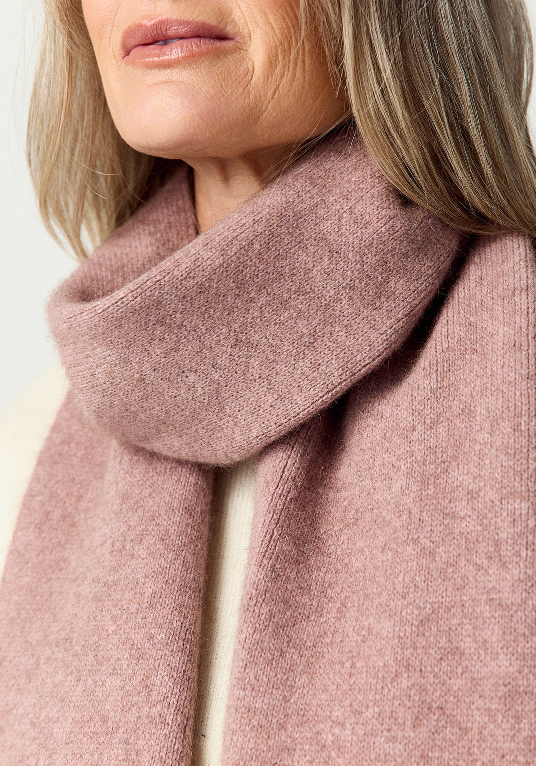 Womens Shell Scarf Rose Dust 0668