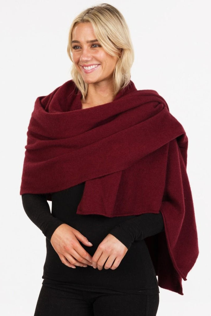 Womens Travel Wrap Cherry  NE815