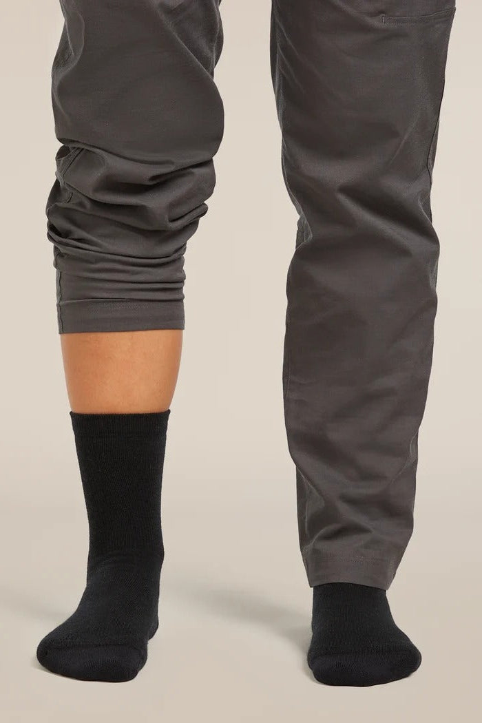 Womens Merino Lifestyle Light Crew Socks Black IBN313