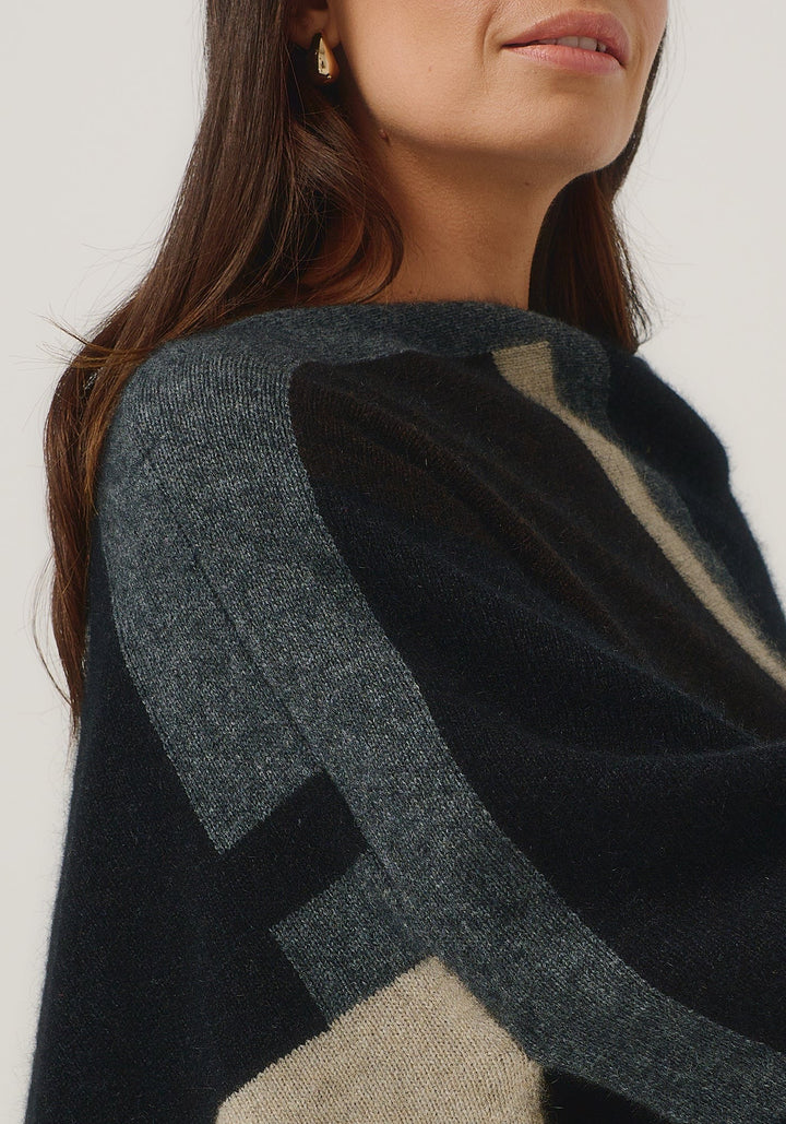 Womens Empress Poncho Jet/Slate Multi 1677